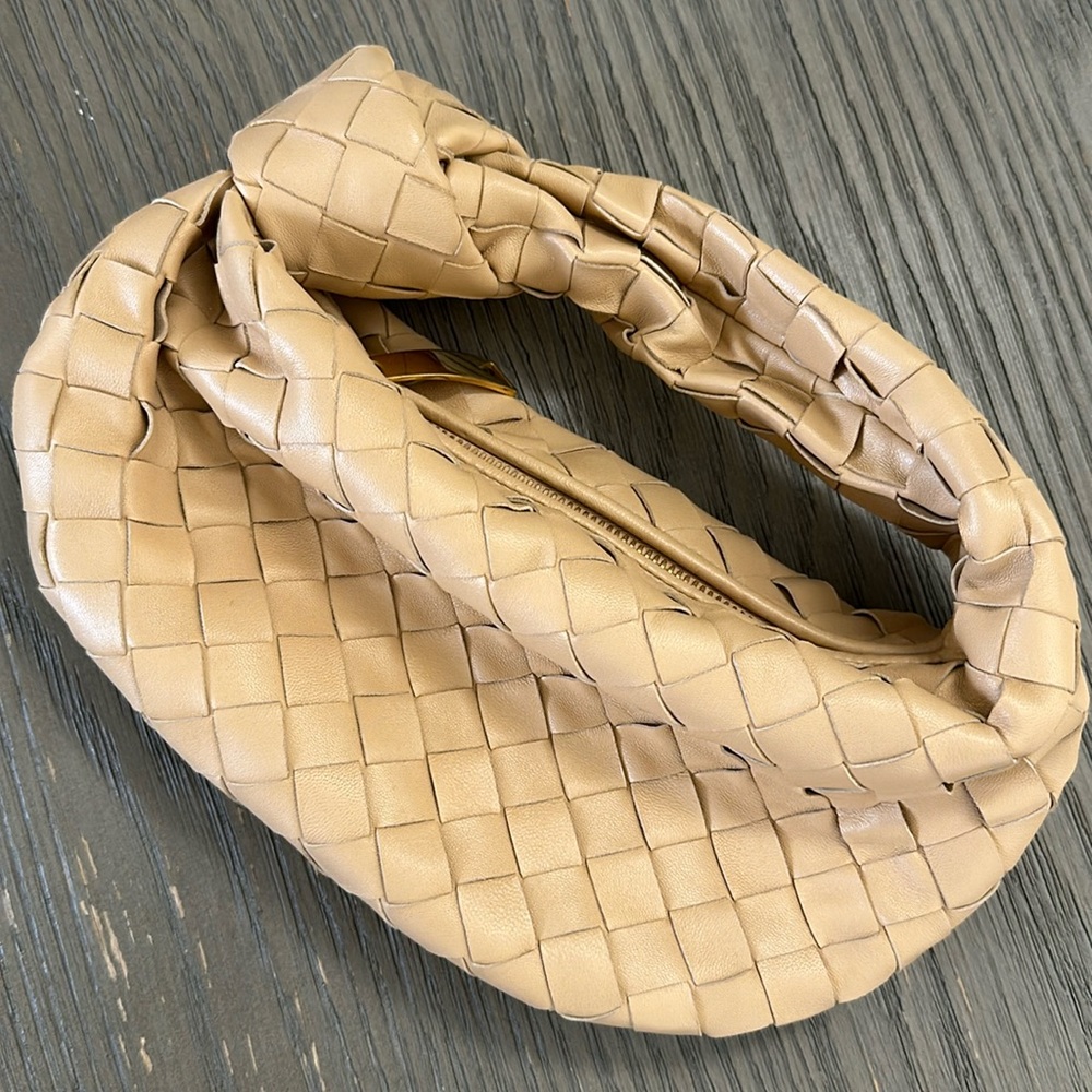 Bottega Veneta Mini Jodie 🔥